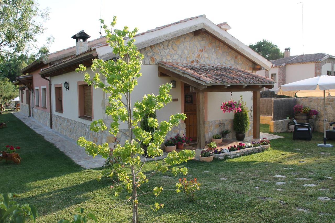 Las Casitas De La Velilla — Pedraza