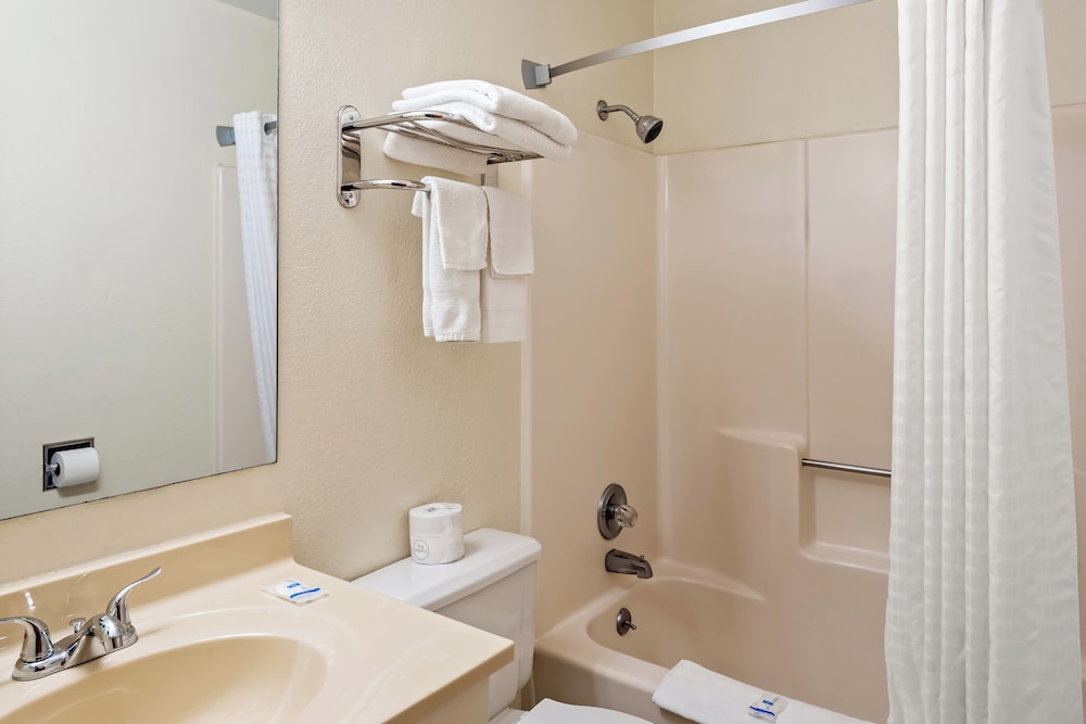Rodeway Inn Effingham North - photo 8