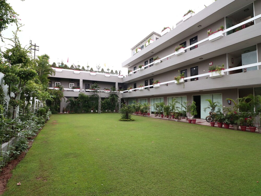 Oyo 5189 Hotel East Lite — Bareilly — photo 4
