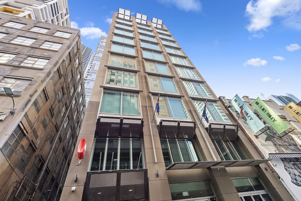 Yehs Hotel Melbourne Cbd - carbon neutral hotel in Melbourne