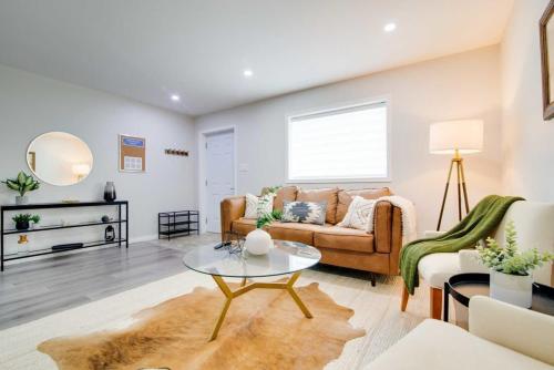 NN The Mack Crestview 1 bed 1 bath — 4-Star Luxury Hotel in Whitehorse, Canada