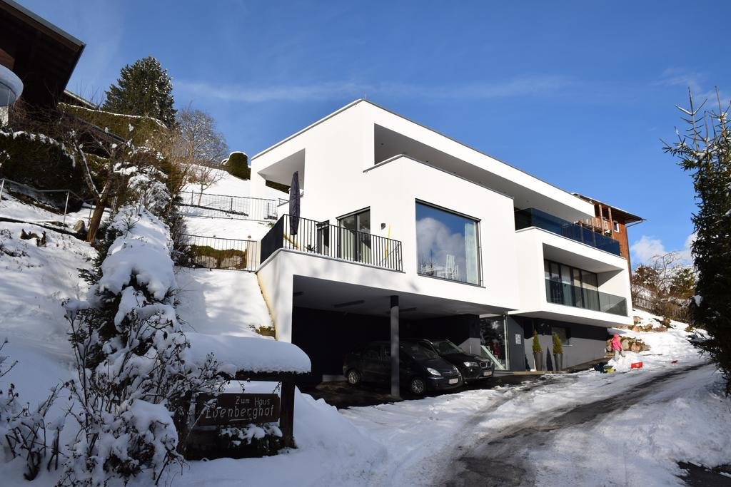 Auszeit Appartement — 4-Star Luxury Hotel in Zell Am See, Austria