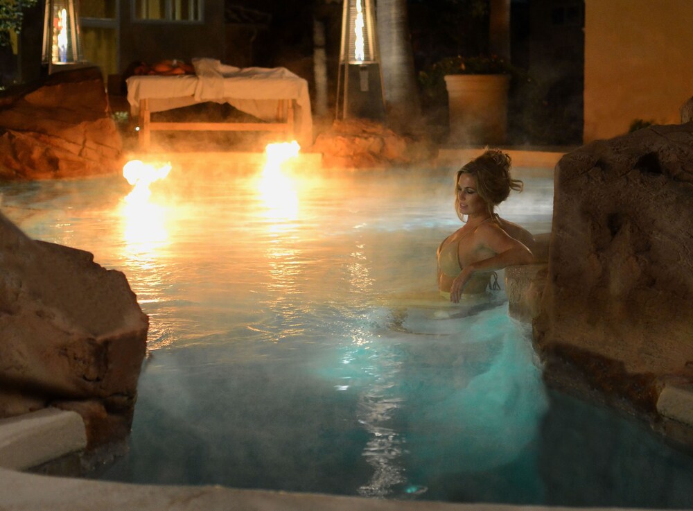 CasaBlanca Resort and Casino - photo 19