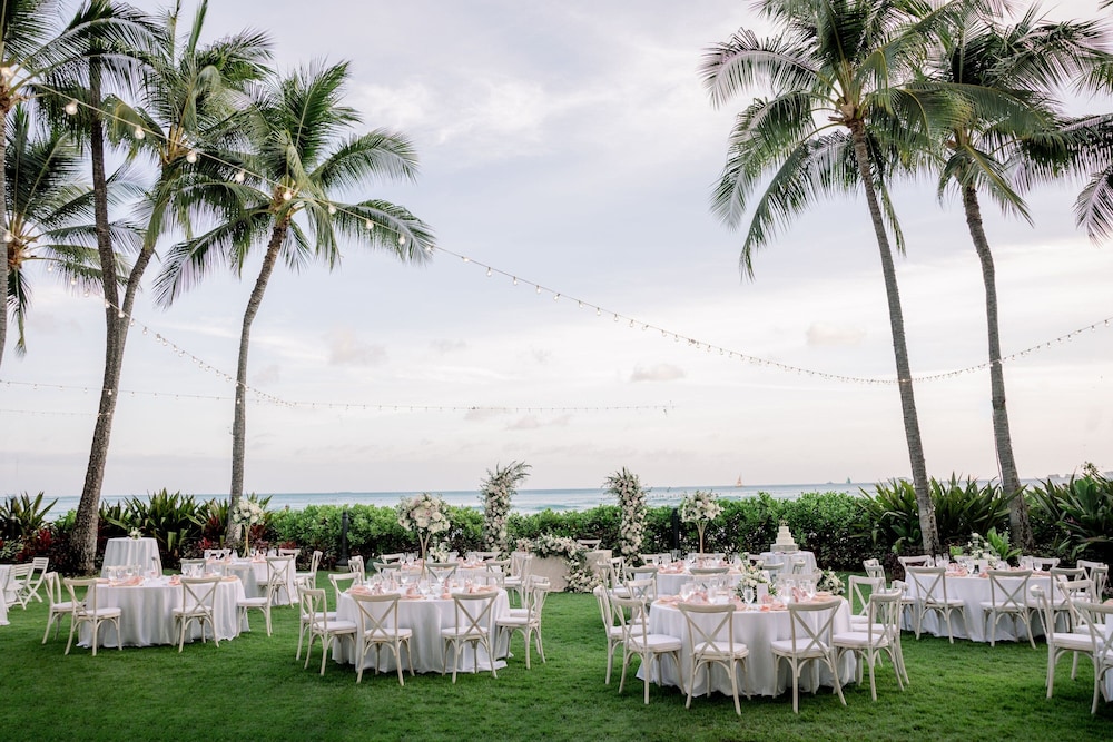 Moana Surfrider A Westin Resort & Spa Waikiki Beach - photo 10