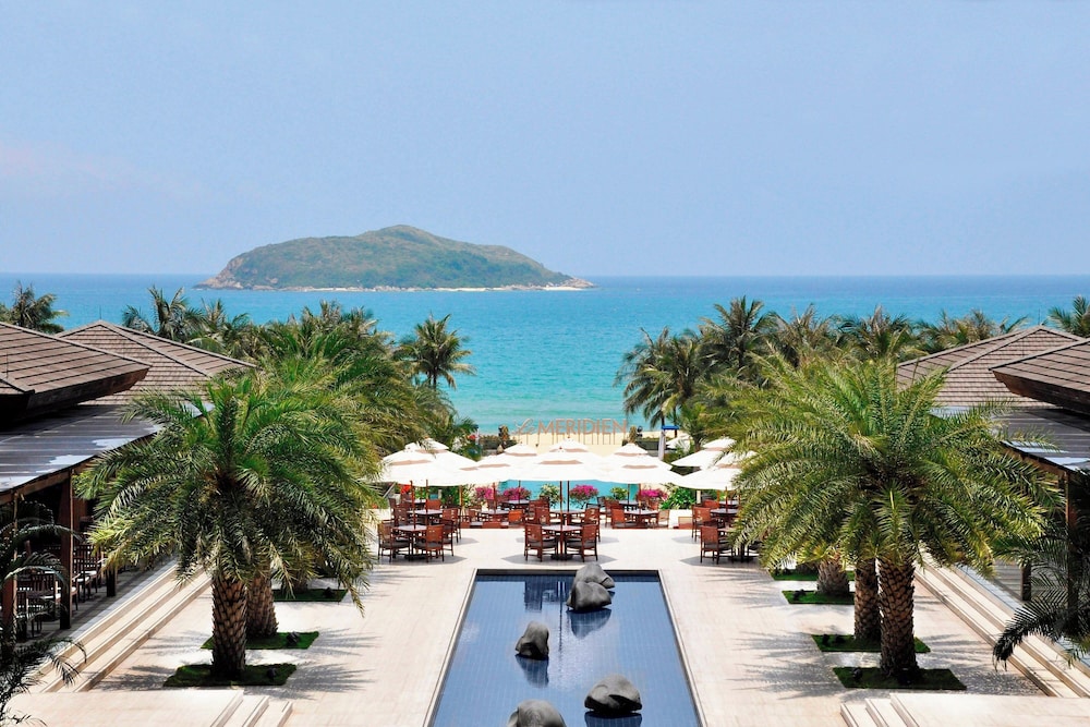 Le Meridien Shimei Bay Beach Resort & Spa in Wanning, People's Republic of China