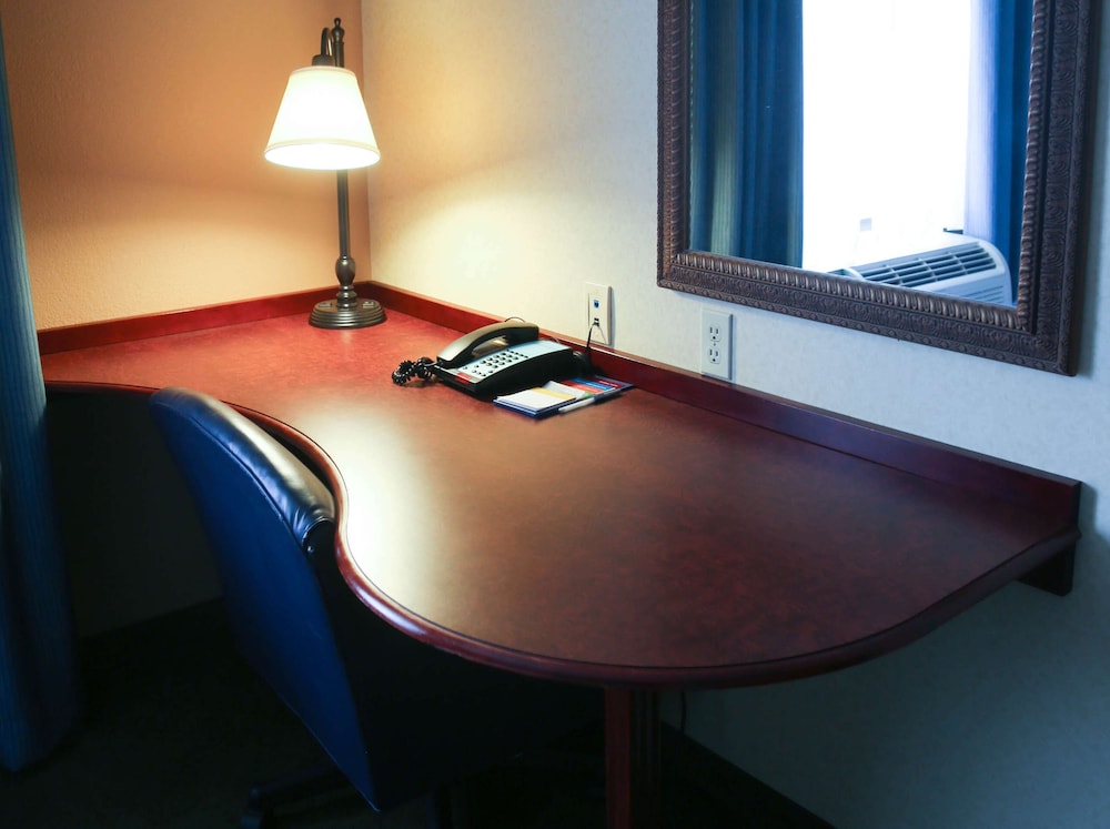 Hampton Inn Morehead - photo 5