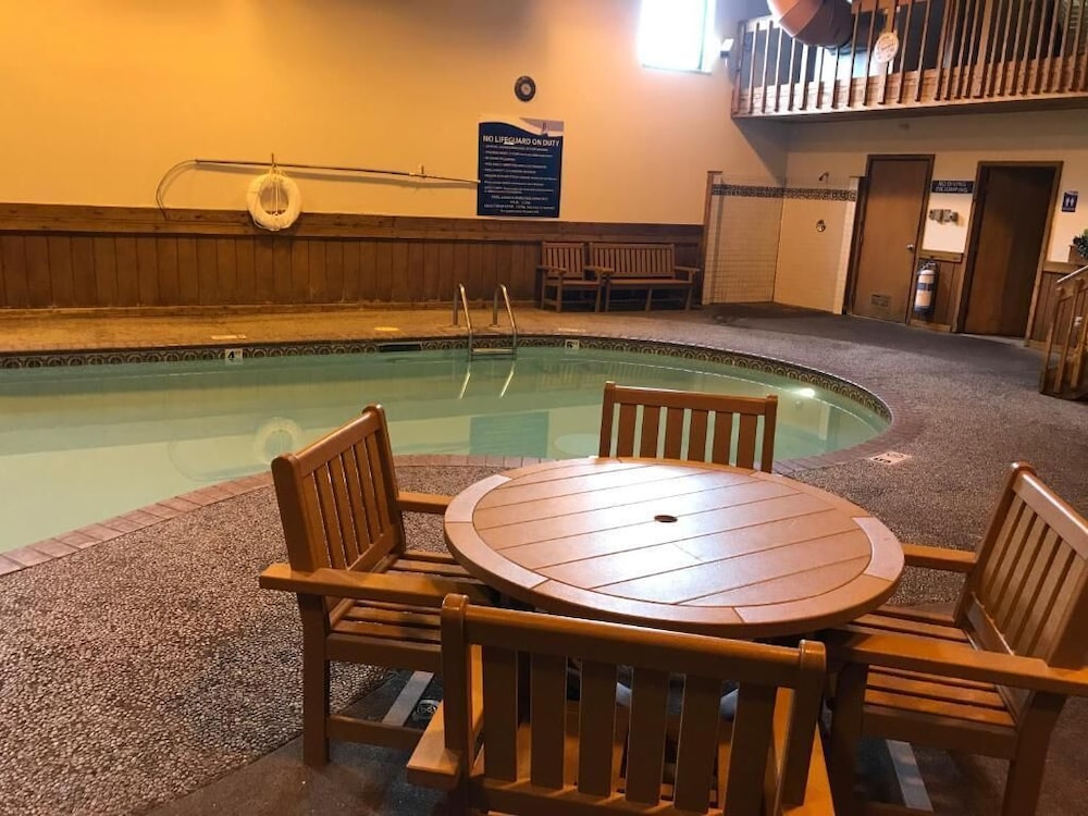 Superior Inn - photo 5