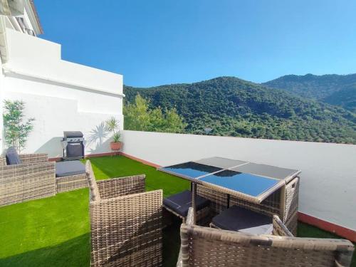 Ventana Al Albarracin — hotel in Grazalema