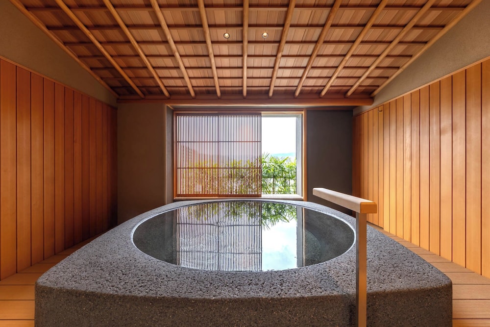 Hotel Wakamizu — hotel in Takarazuka