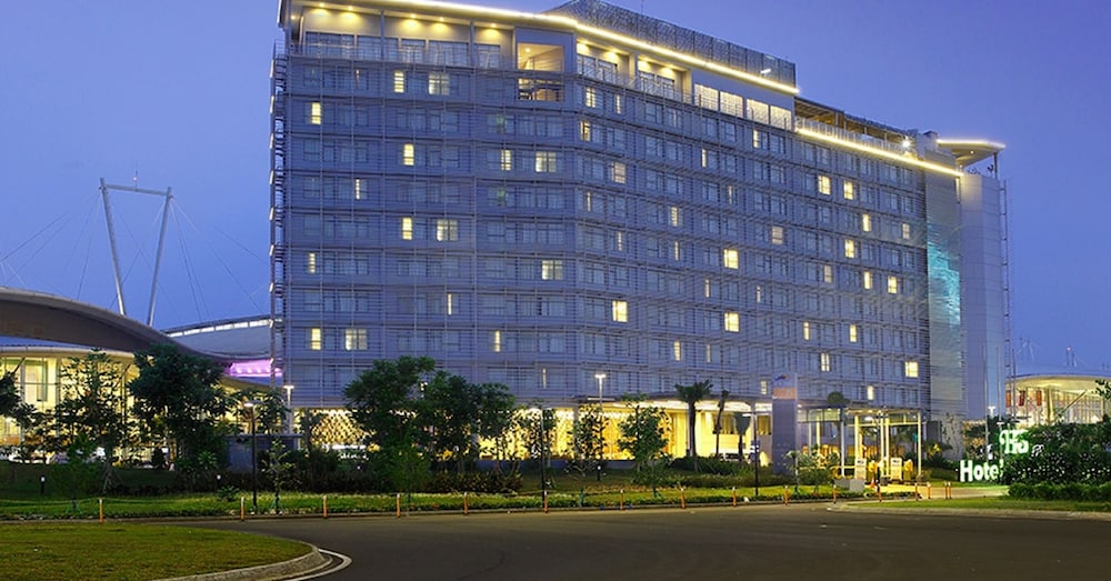 Hotel Santika Premiere ICE BSD City in Tangerang, Indonesia