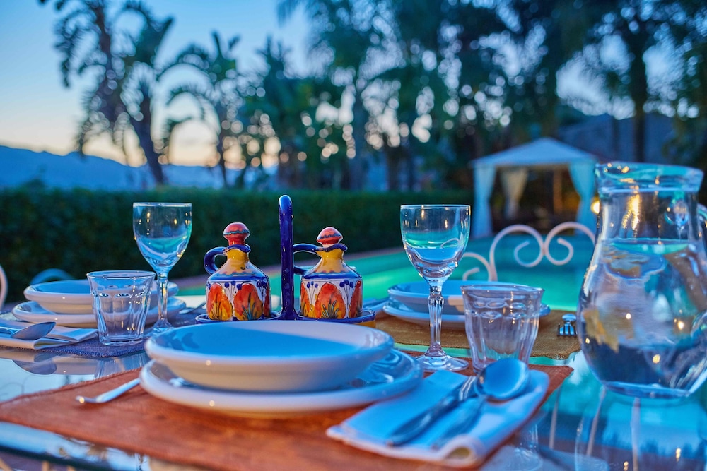Villa with pool & jacuzzi — 4-Star Luxury Hotel in Taormina, Italy
