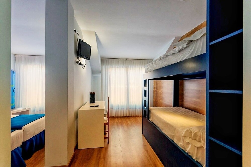 Hotel Bemon Playa — Santander — photo 5