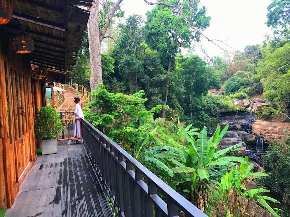 Sainamtok Resort in Khao Kho, Thailand