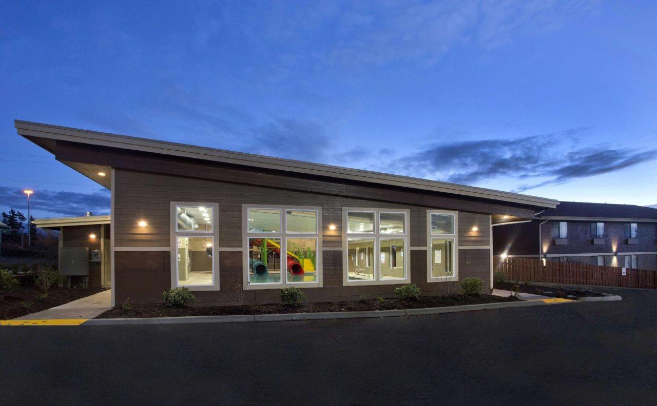 Red Lion Inn & Suites Federal Way - photo 3