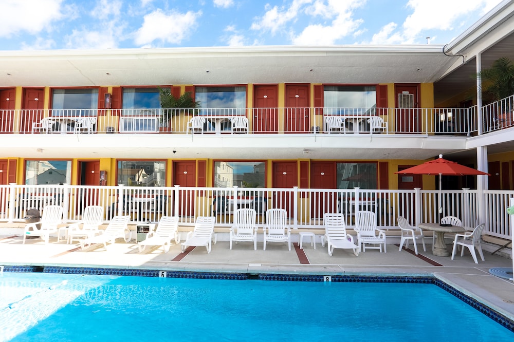 Harbor Mist Family Motel - photo 16