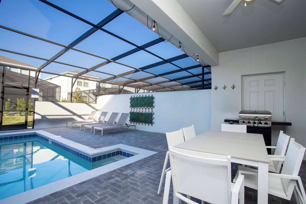 Gorgeous Themed Townhome at Windsor at Westside WW8915 - photo 40