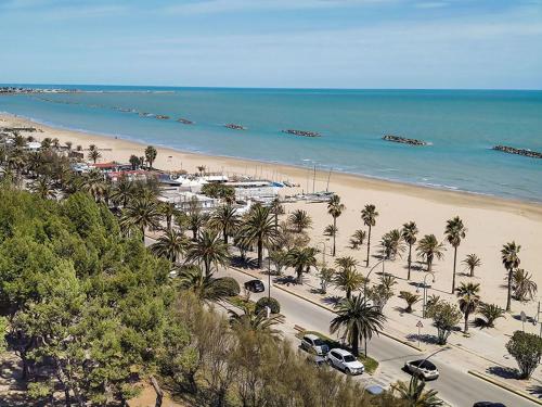 New York Apartment fronte mare Rif A805 — 4-Star Luxury Hotel in San Benedetto Del Tronto, Italy