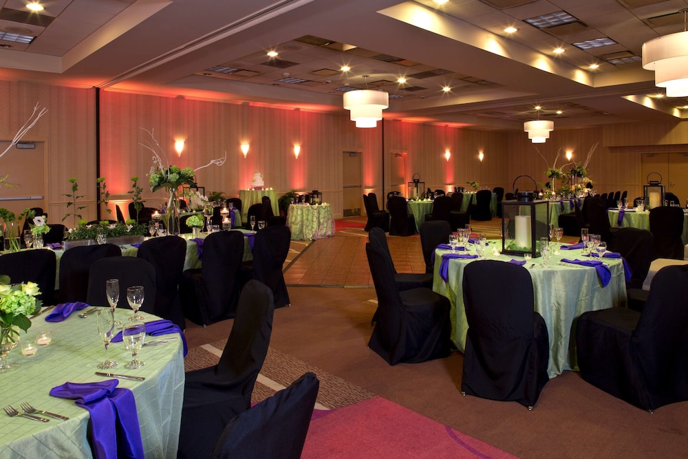 Hilton Garden Inn Baltimore White Marsh - photo 38