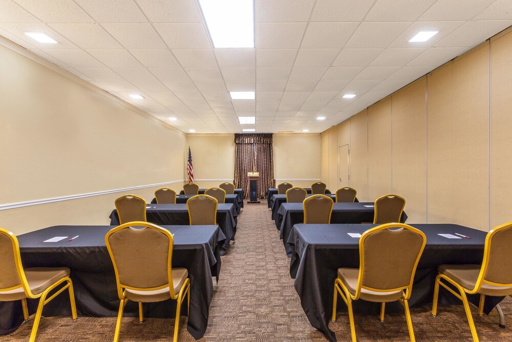 Ramada by Wyndham Houma - photo 15