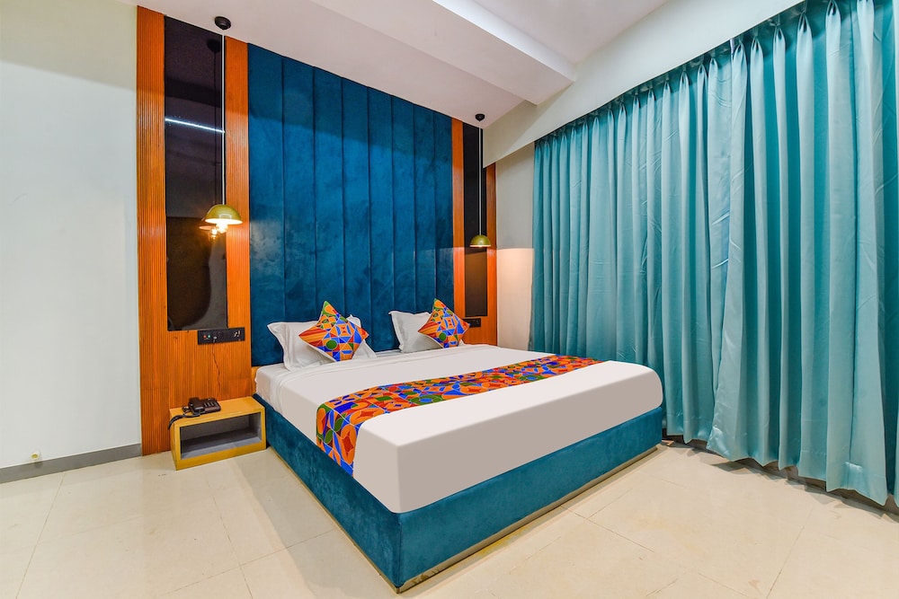 Fabhotel Sky Palace in Surat, India