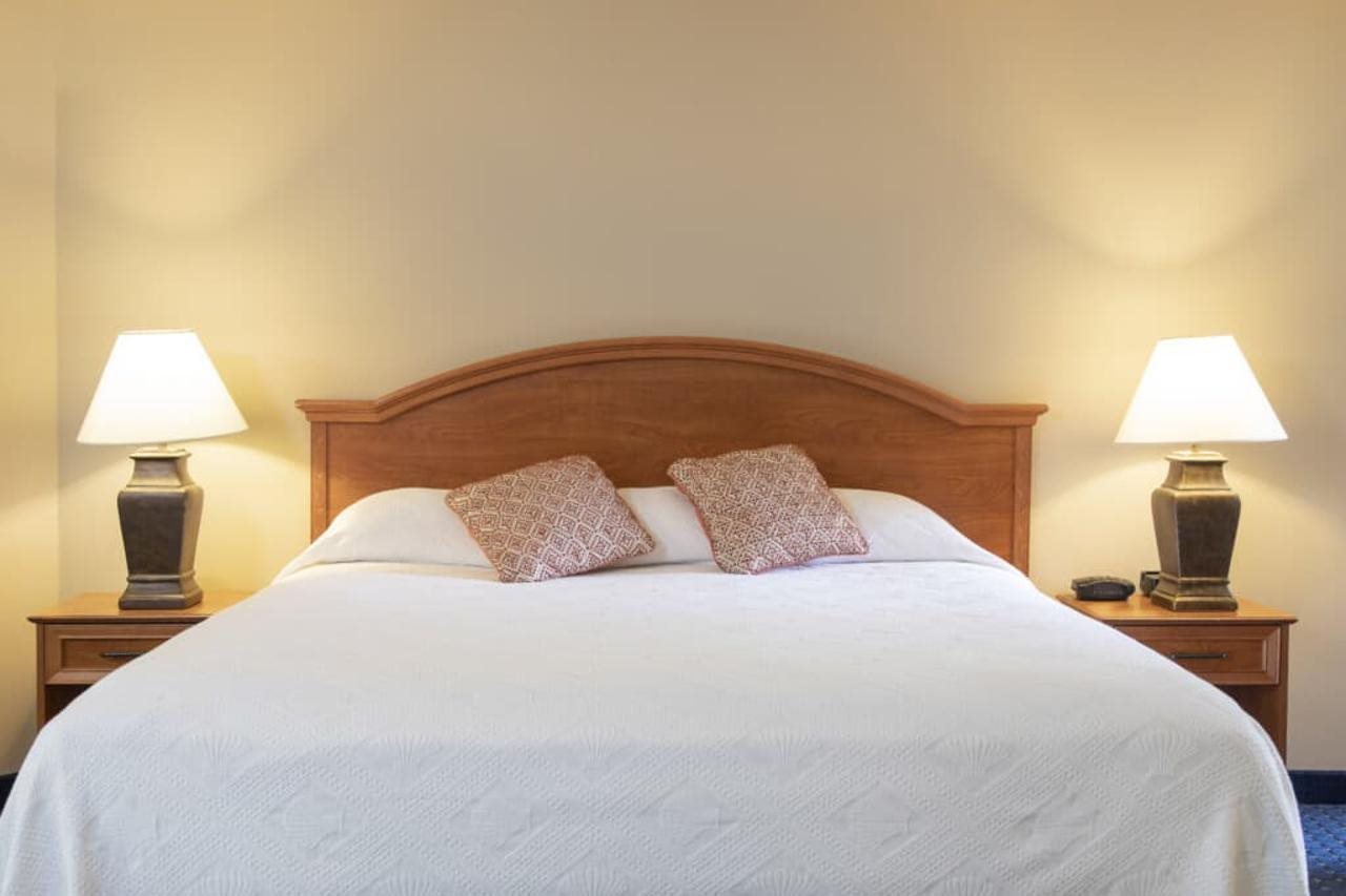 Hotel Glenwood Springs - photo 20
