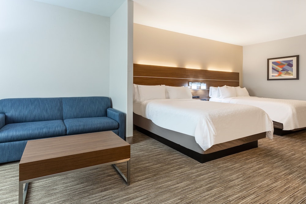 Holiday Inn Express & Suites Kearney by IHG - photo 10