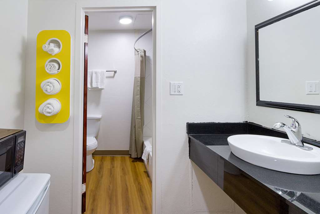 Motel 6 Sidney OH - photo 19