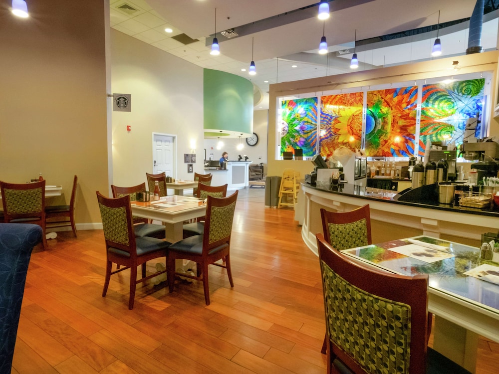 DoubleTree by Hilton Hotel Buffalo Amherst - photo 32