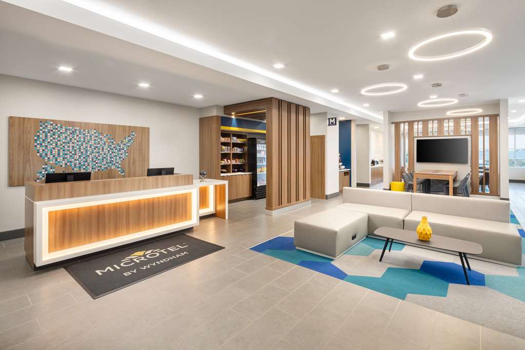 Microtel Inn & Suites by Wyndham Macedon - photo 6
