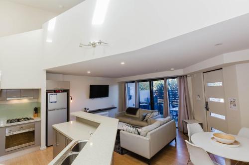 Khione 6 23 25 Kirwan Close in Jindabyne, Australia