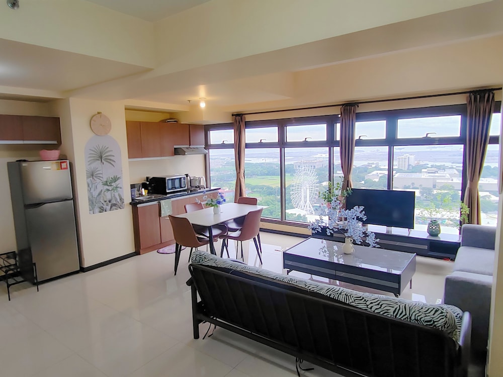 Luxurious Haven in the Sky in Pasay, Philippines