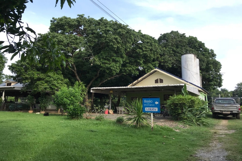 OYO 75380 Bannoichynum Resort Kanchanaburi in Sai Yok, Thailand