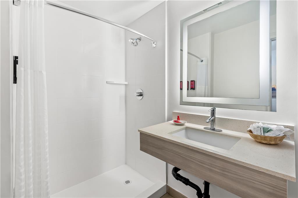SureStay Hotel by Best Western Santa Monica - photo 50