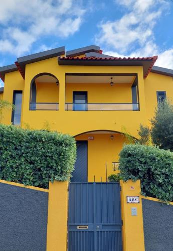 Villa Strelitzia — 4-Star Luxury Hotel in Funchal, Portugal