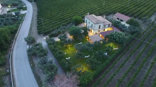 Agriturismo Villa Vetiche — 4-Star Luxury Hotel in Rocca San Giovanni, Italy