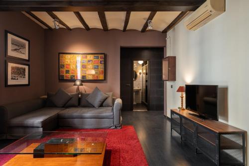 Stay U nique Apartments Pou — 4-Star Luxury Hotel in Barcelona, Spain