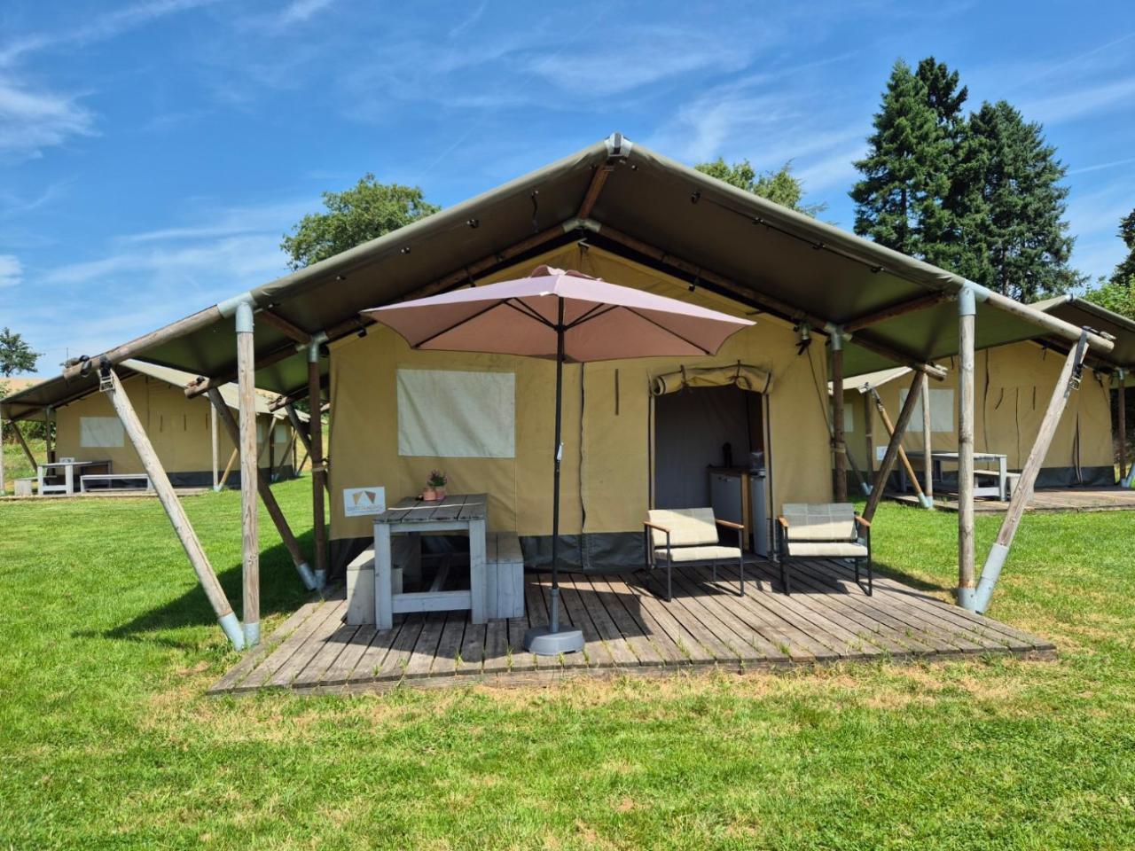 La Bedure - carbon neutral hotel in Luzy