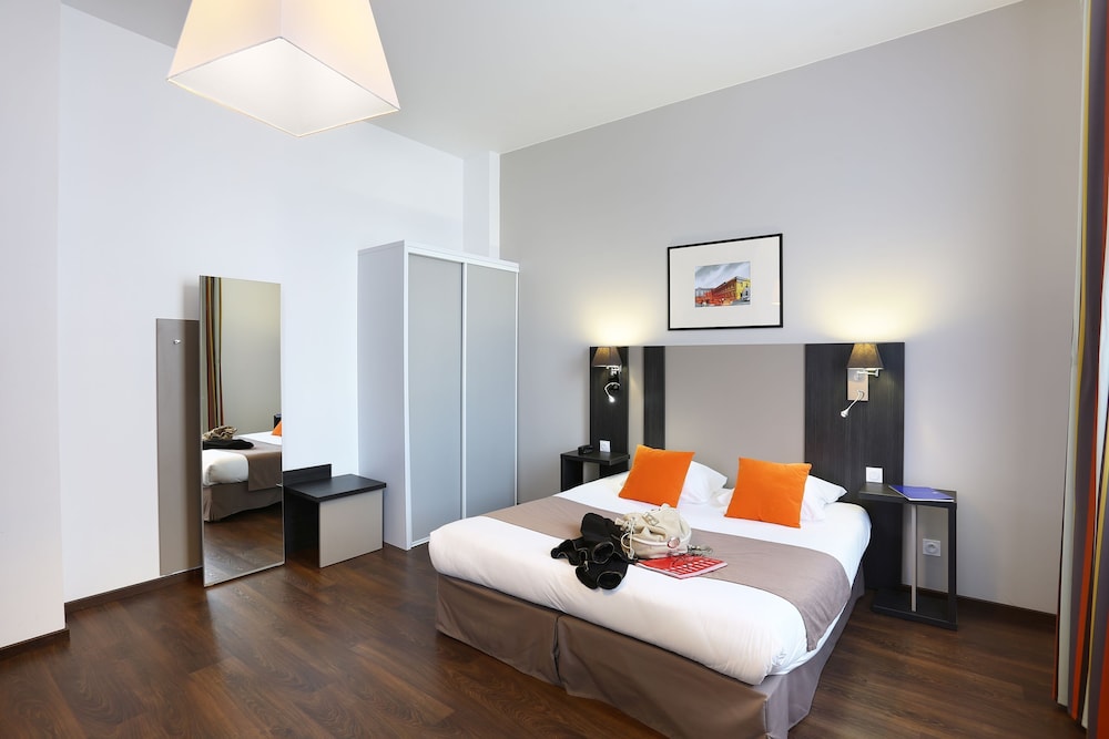 Odalys City Apartment Hotel Toulouse Centre Gare in Toulouse, France