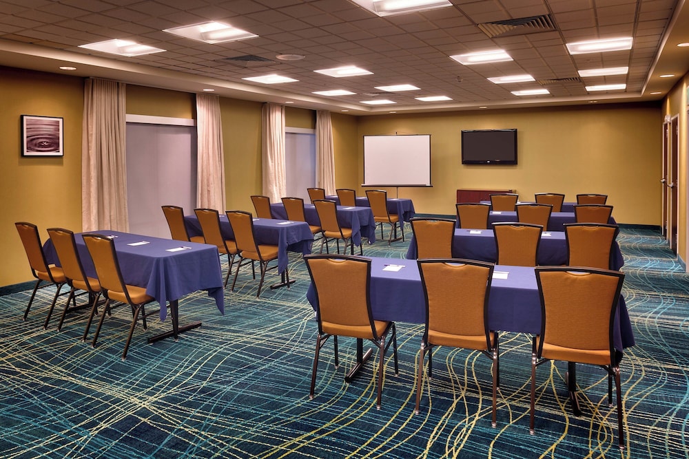 SpringHill Suites by Marriott Cedar City - photo 14