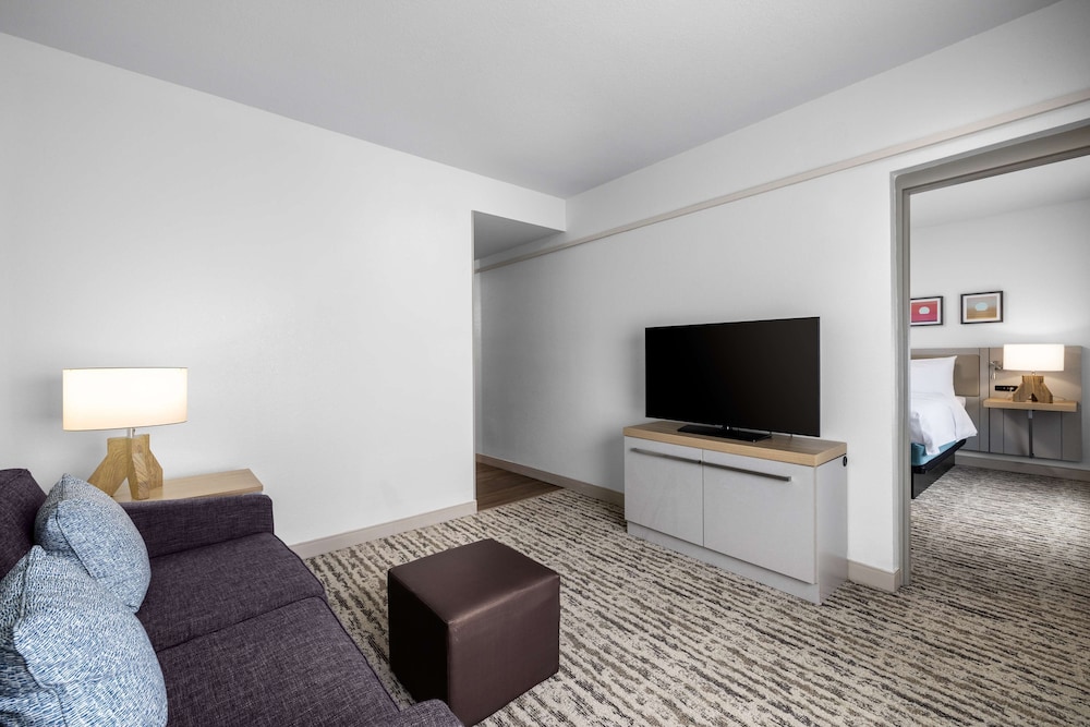 Hilton Garden Inn West Palm Beach Airport - photo 19