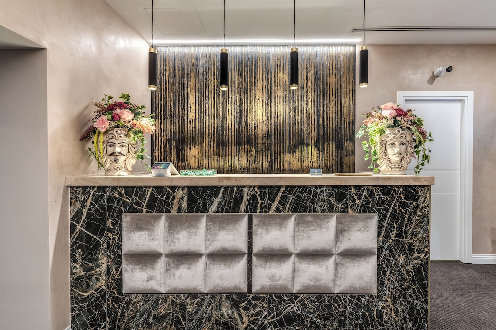 Goldoni 47 - carbon neutral hotel in Rome
