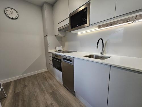 1B105 Bonito apartamento en zona exclusiva — Gijon — photo 2