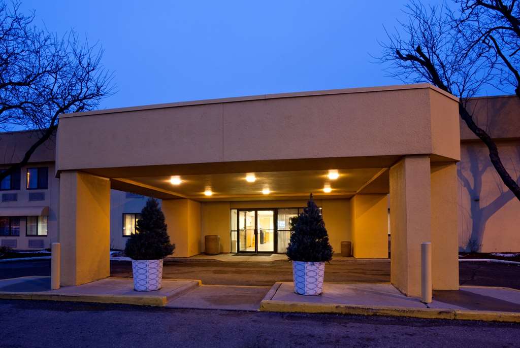 La Quinta Inn by Wyndham Minneapolis Airport Bloomington - photo 2