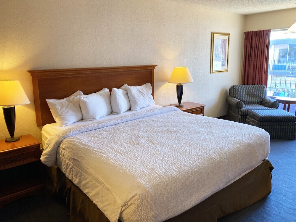 District Hotel Oklahoma City I 44 By OYO in Oklahoma City, United States