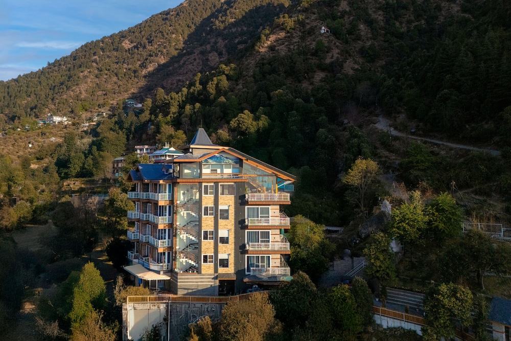 Moustache Select Mcleodganj - carbon neutral hotel in Dharamsala