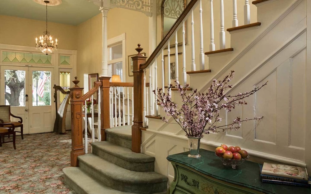 Inner Banks Inn - photo 93