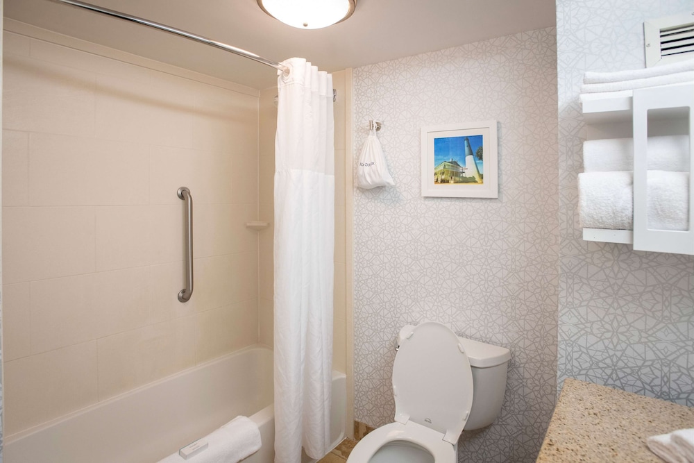 Hampton Inn Pensacola Airport - photo 47