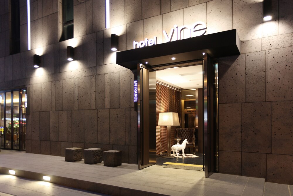Vine Hotel — hotel in Seongnam-Si