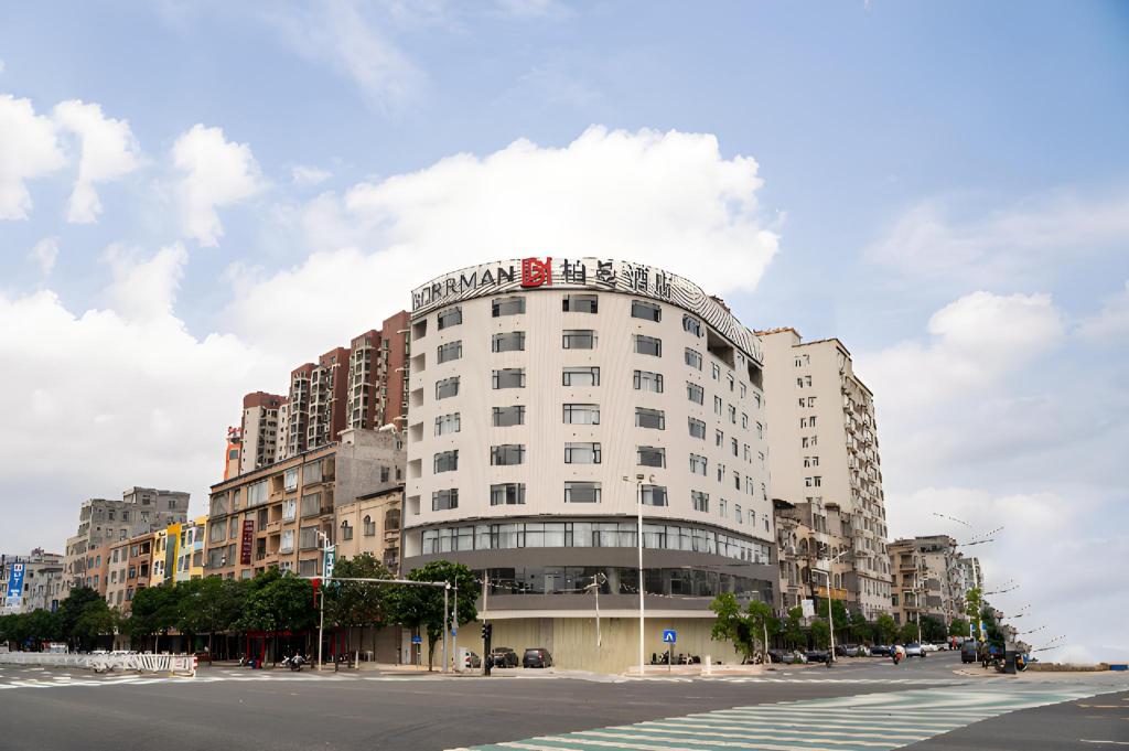 Borrman Hotel Lianjiang Avenue Xinyuan International Plaza in Lianjiang, People's Republic of China