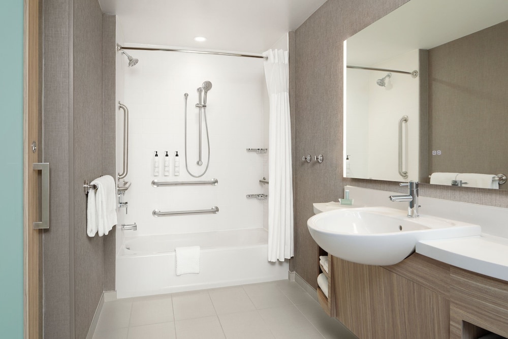 SpringHill Suites by Marriott Roanoke North - photo 21